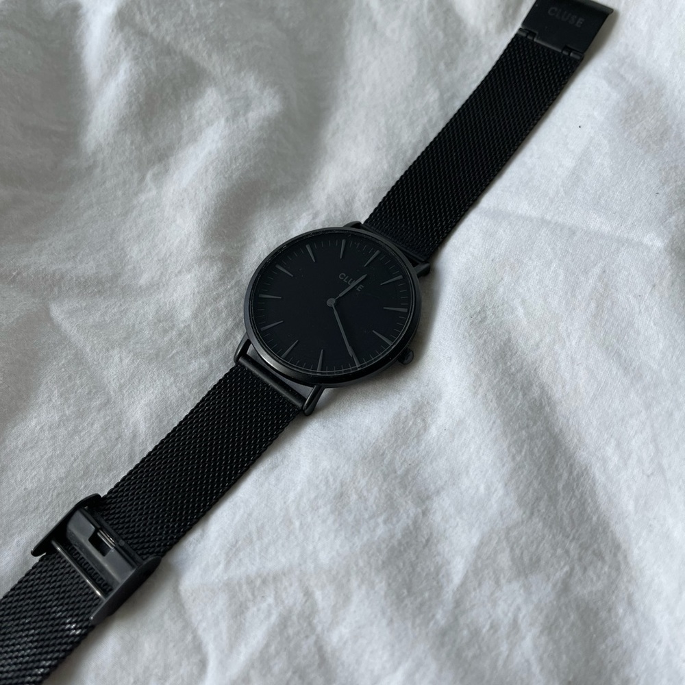 Cluse Matte Black Stainless Steel Minimalistic Watch